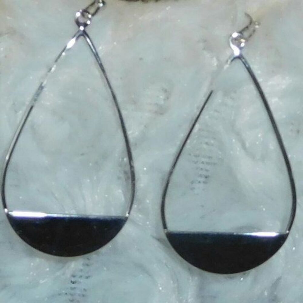 Evie & Emma Fraction Shaded Dangle Hoops